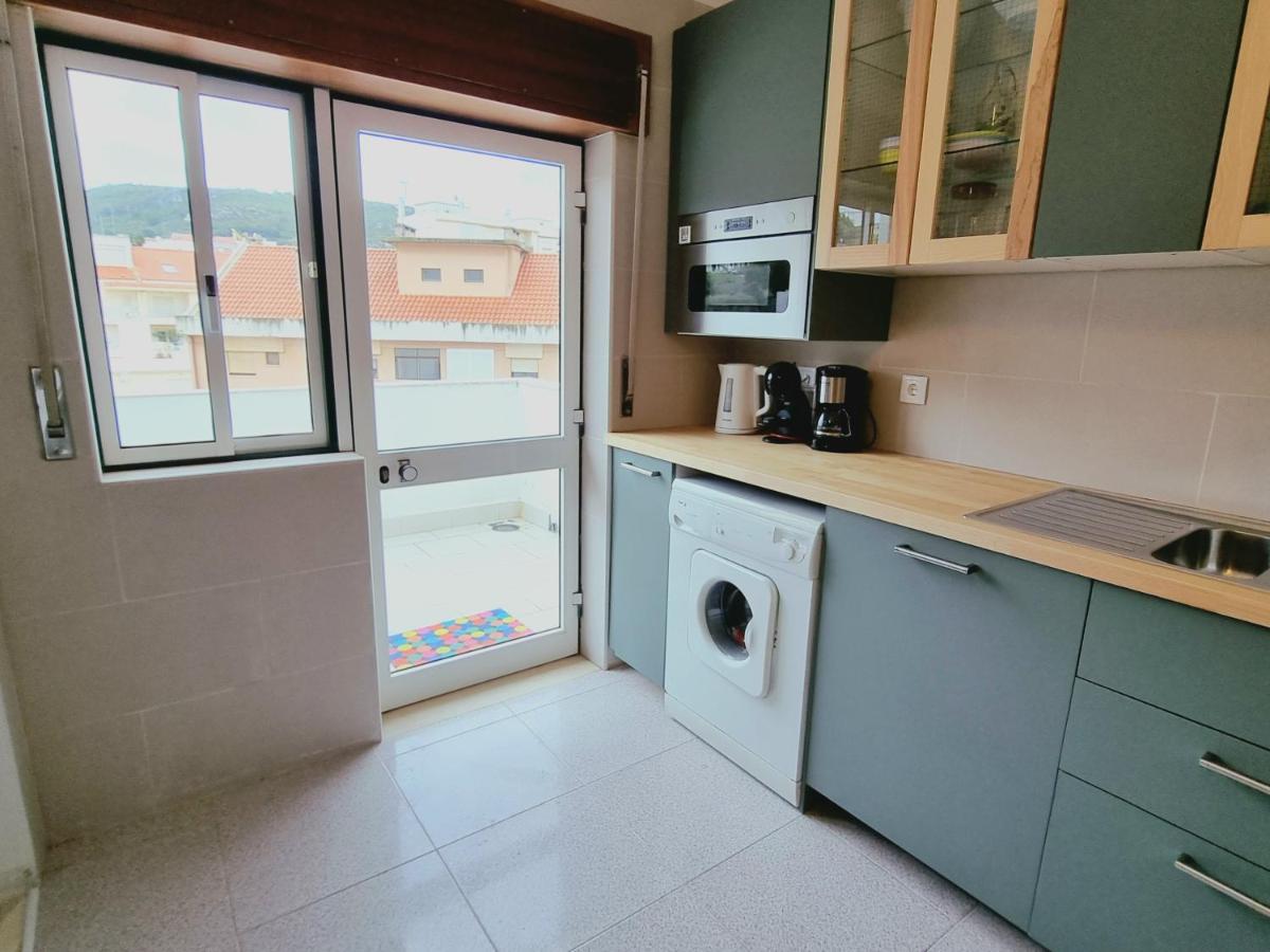 Casa Mar E Sol, New Apartment Near The Beach With Balcony Sesimbra Buitenkant foto